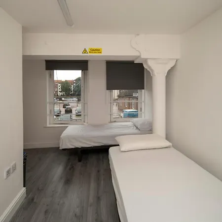 Hostel Harbourside *