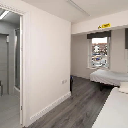 Harbourside Hostel Bristol